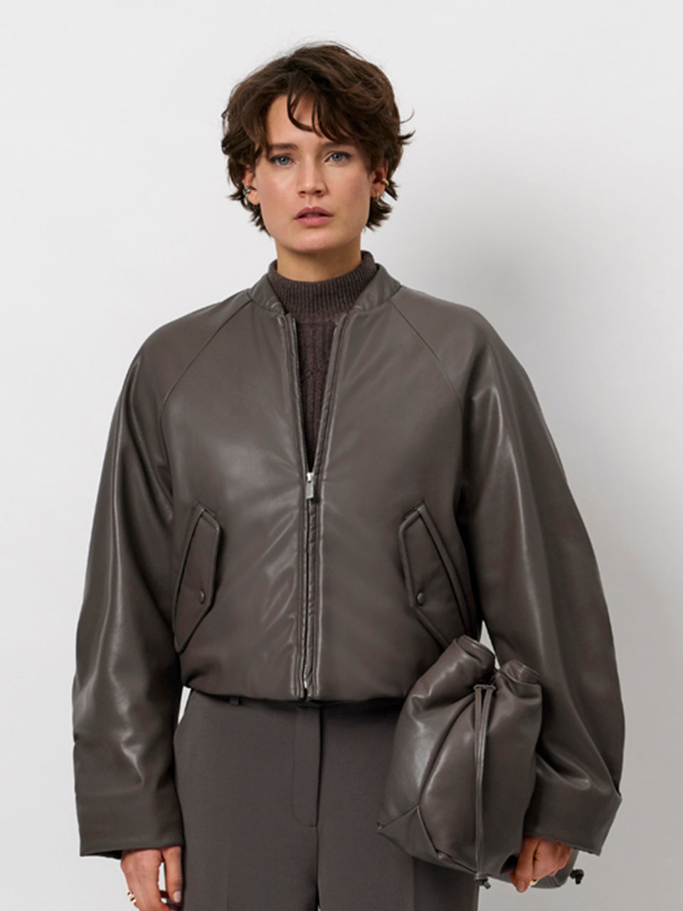 Bomber Duarte faux leather antique grey