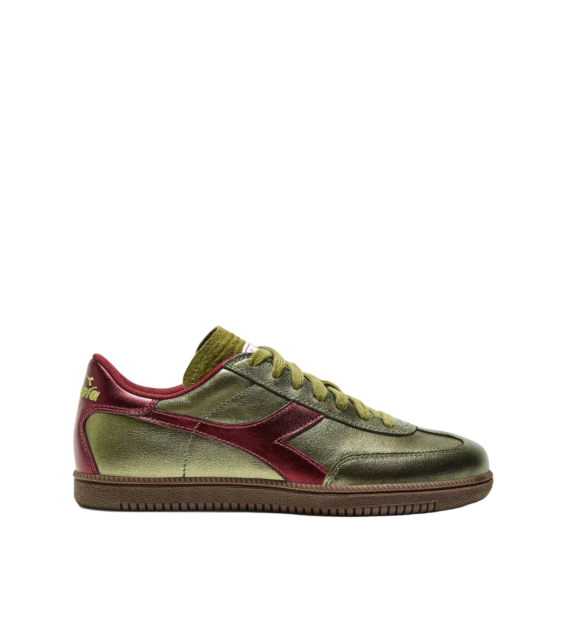 Trainer metalized cardamom seed