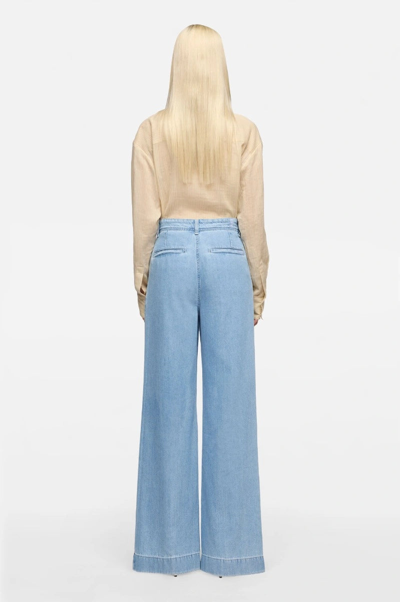 Hana pleated light blue