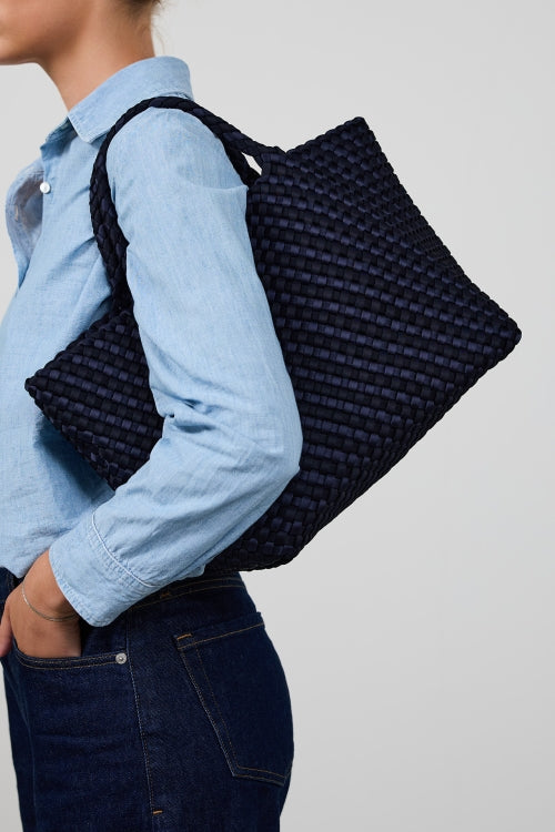 Bag Medium midnight satin stripe