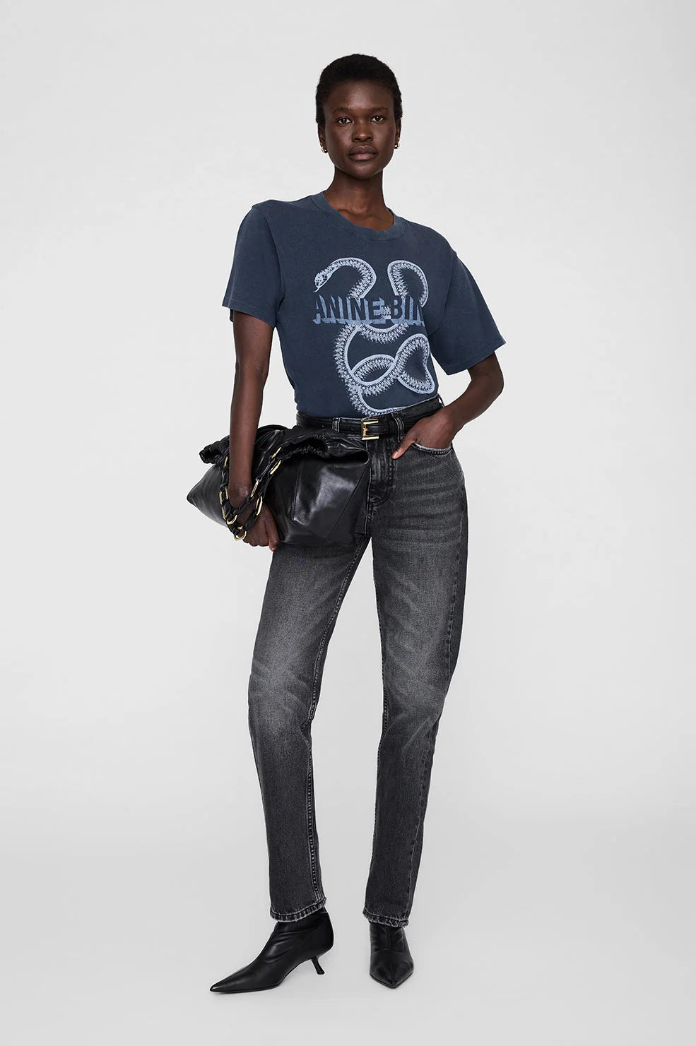 Tee Lili snake washed black