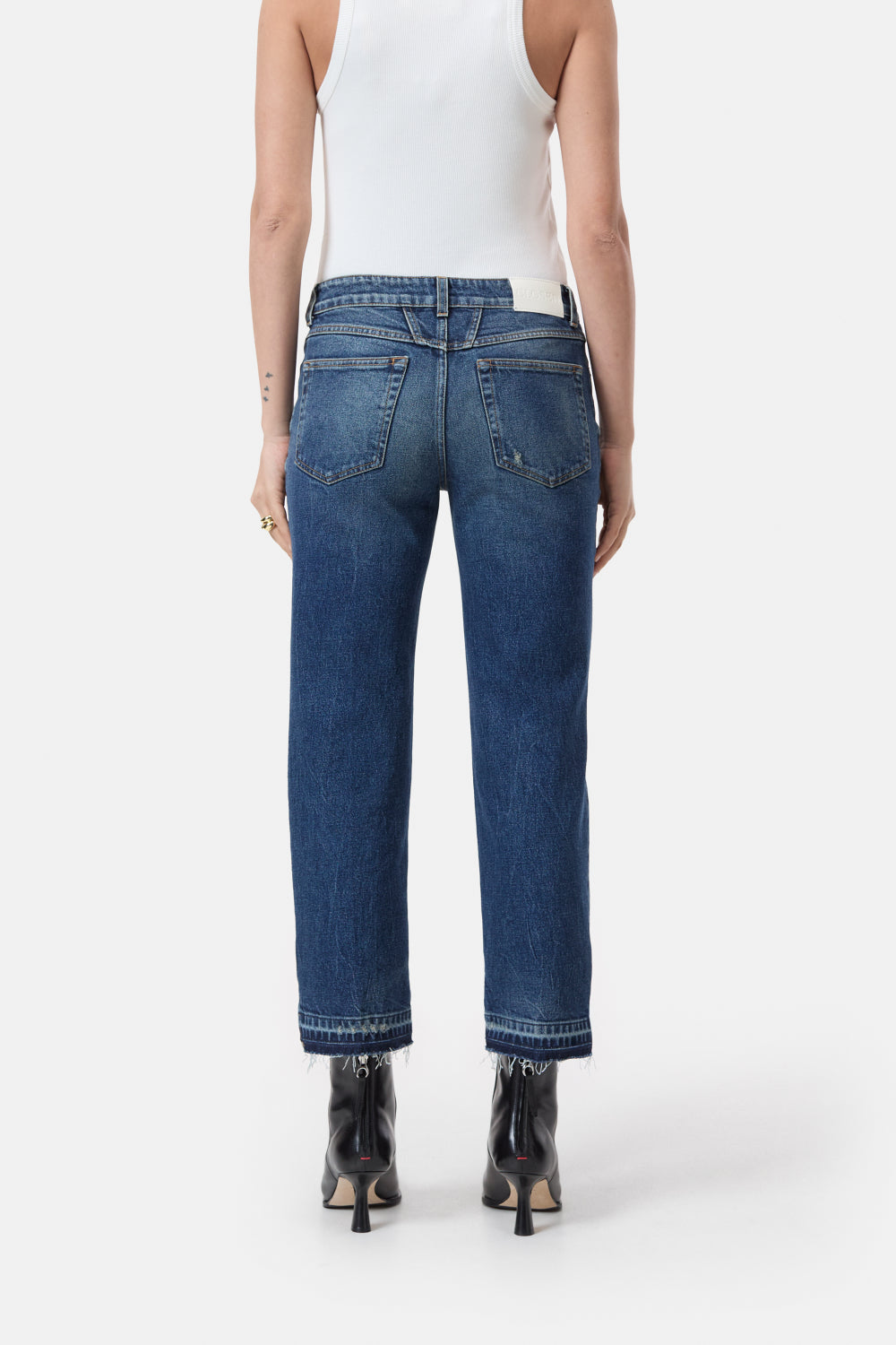 Image of Milo dark blue demiloshed