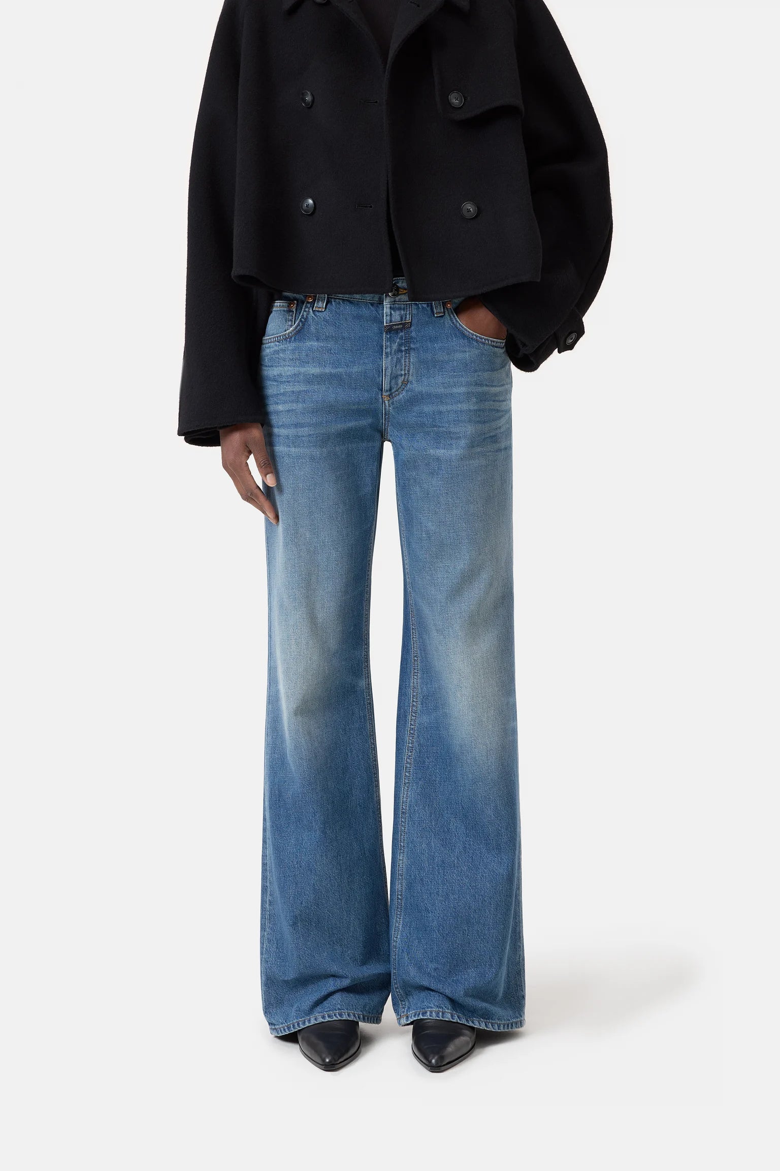 Gillan mid blue straw