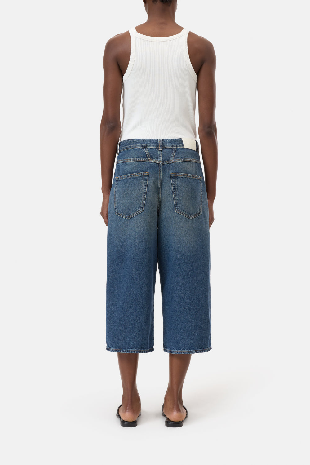 Short baggy denim