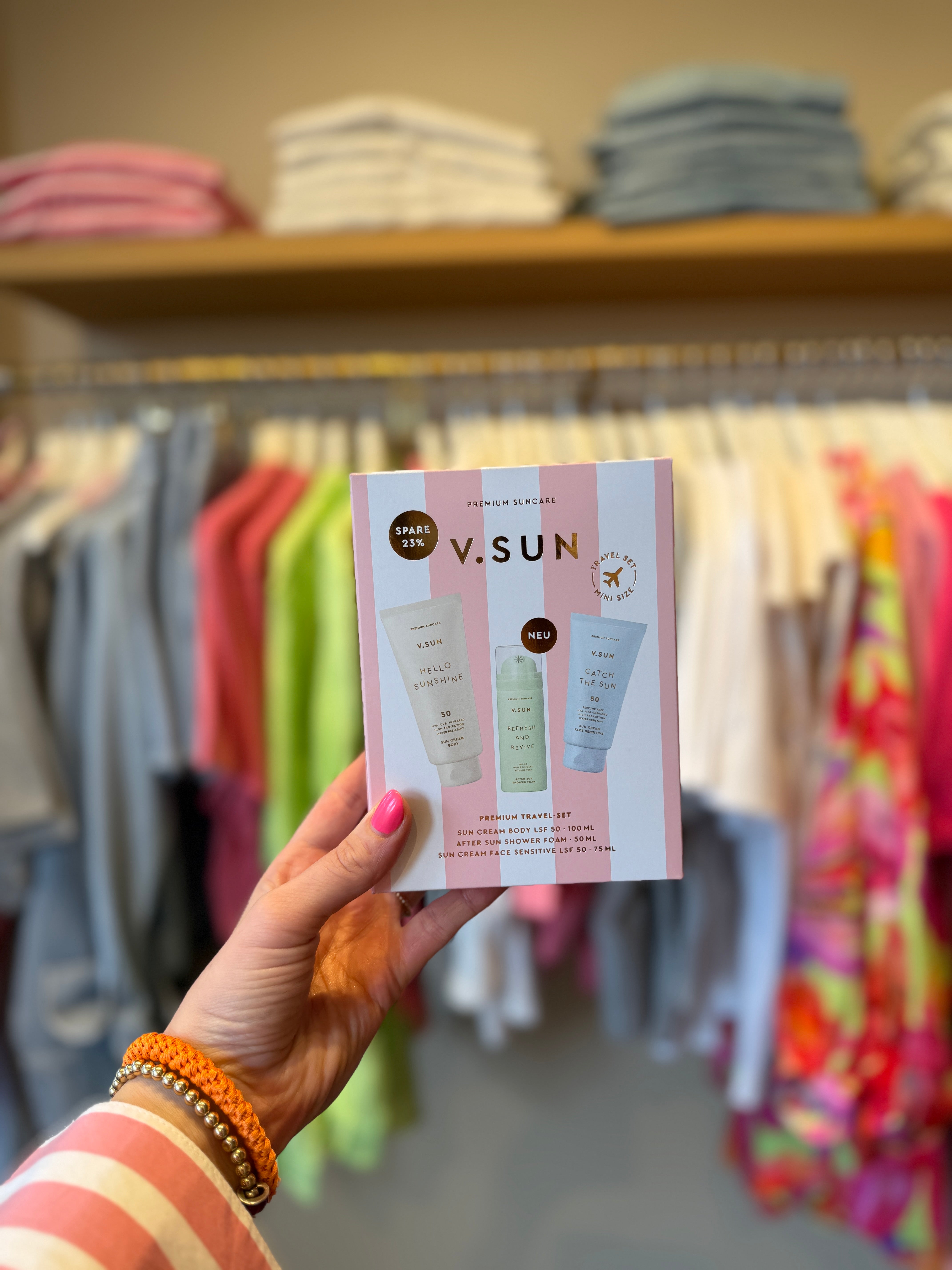 Image of V.sun travel kit