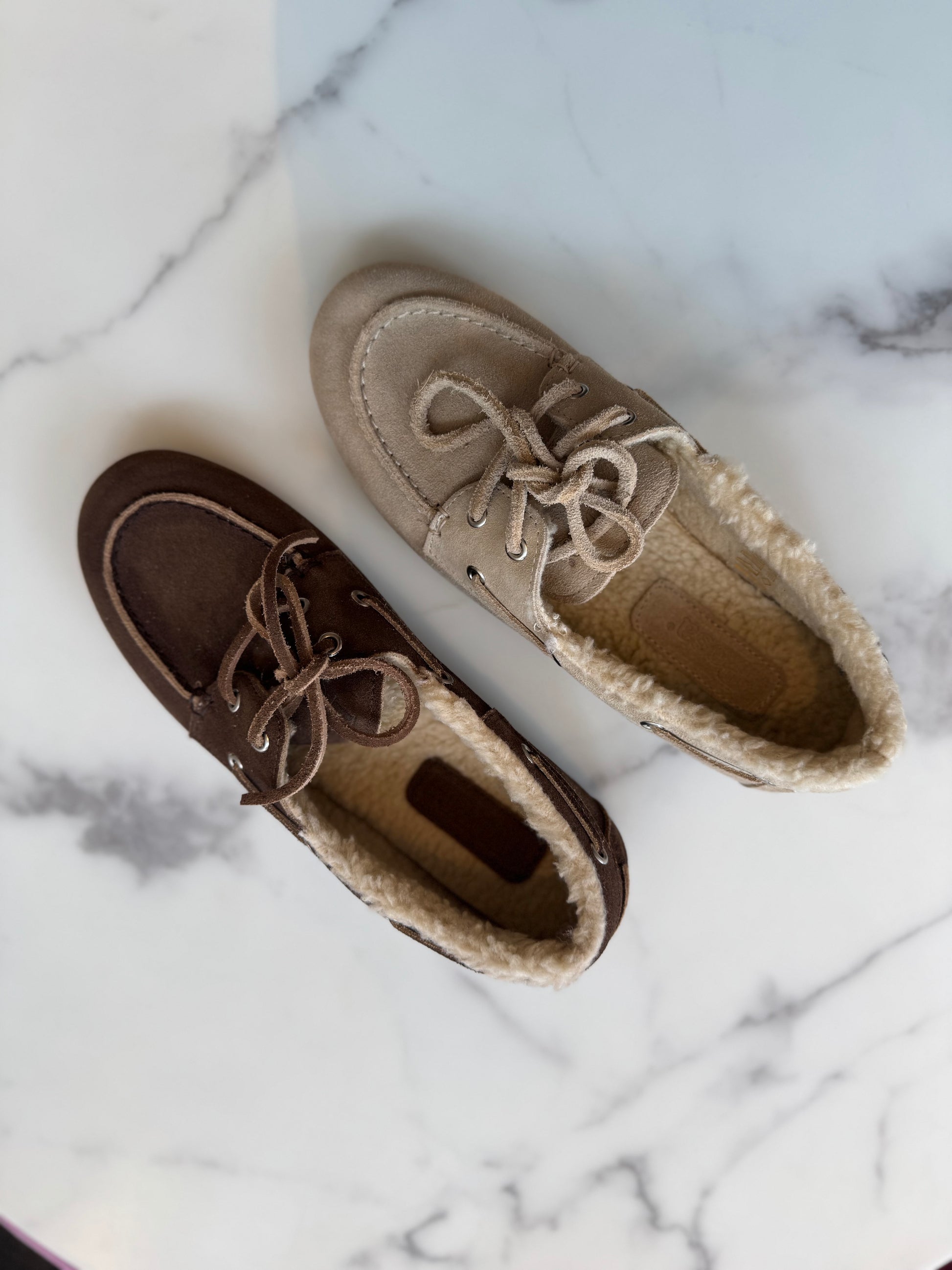 Boat loafer suede dark brown shearling
