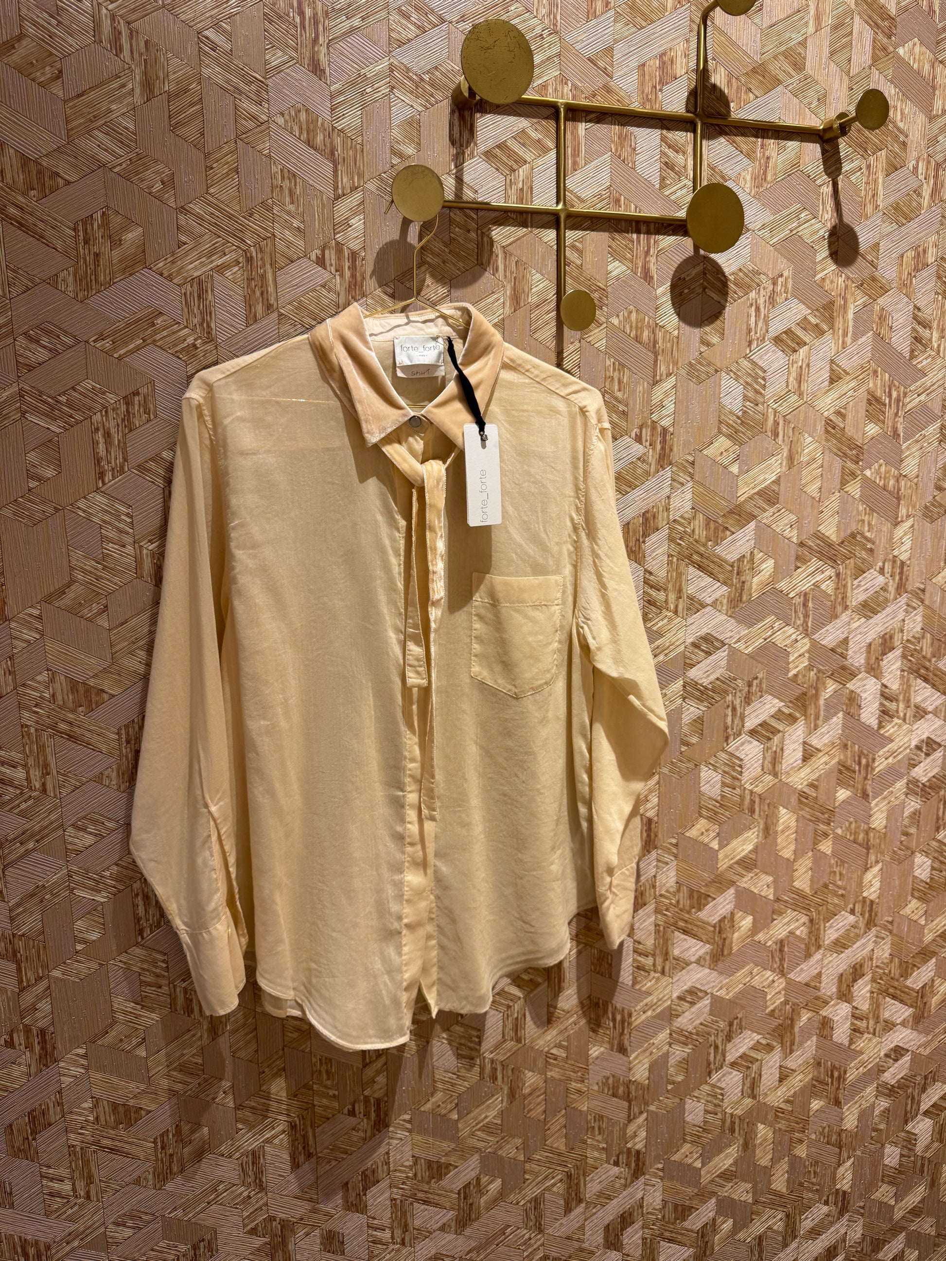 Blouse voile tie-shirt with velvet honey