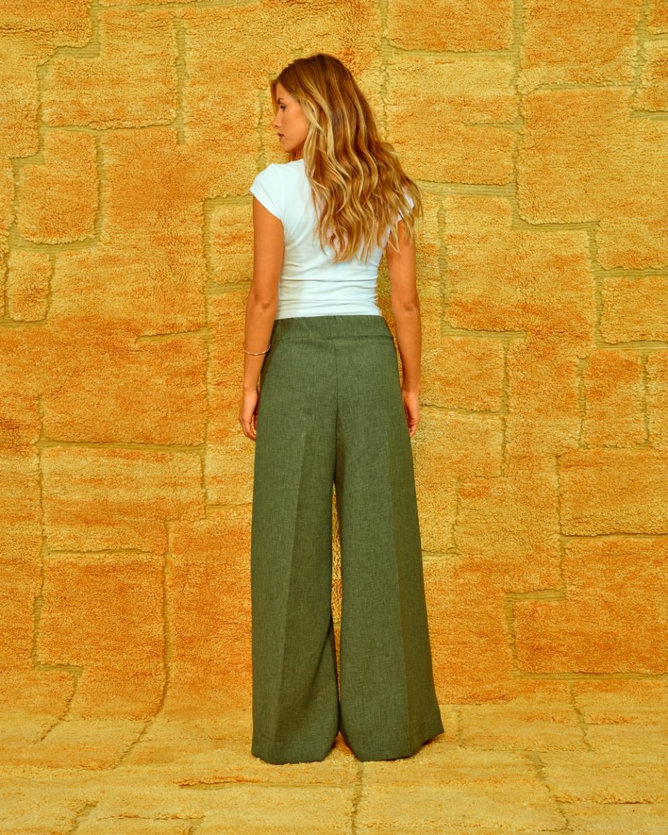 Image of Pants Super Woody Lush green