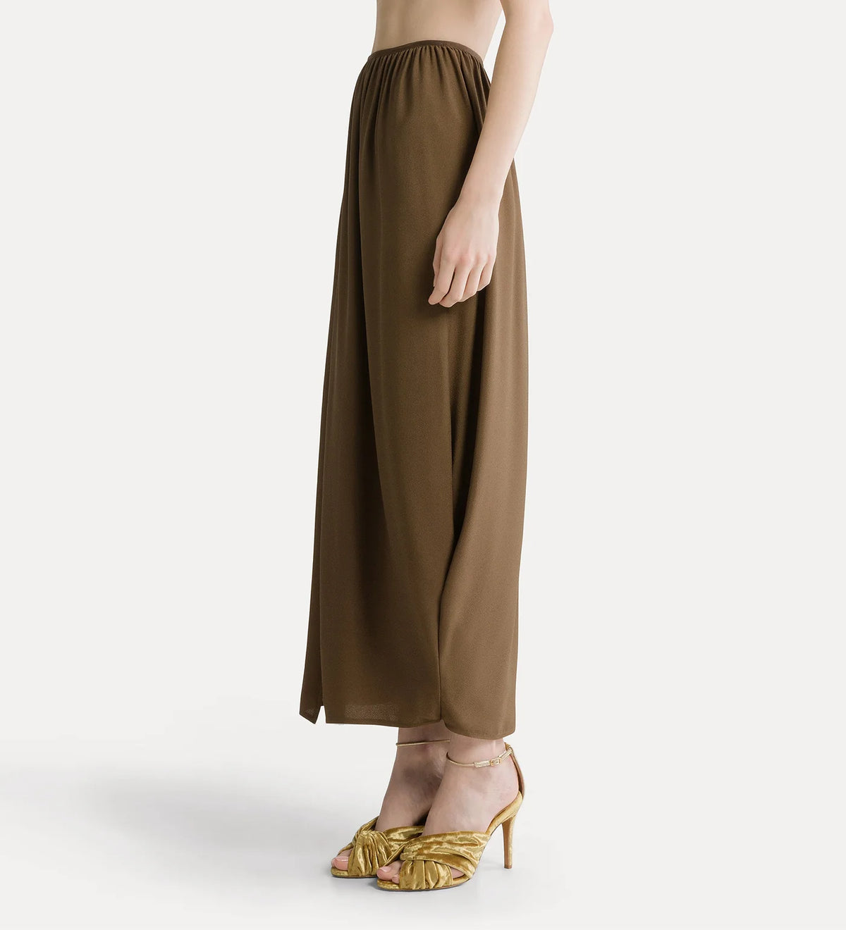 Skirt sculpture oud