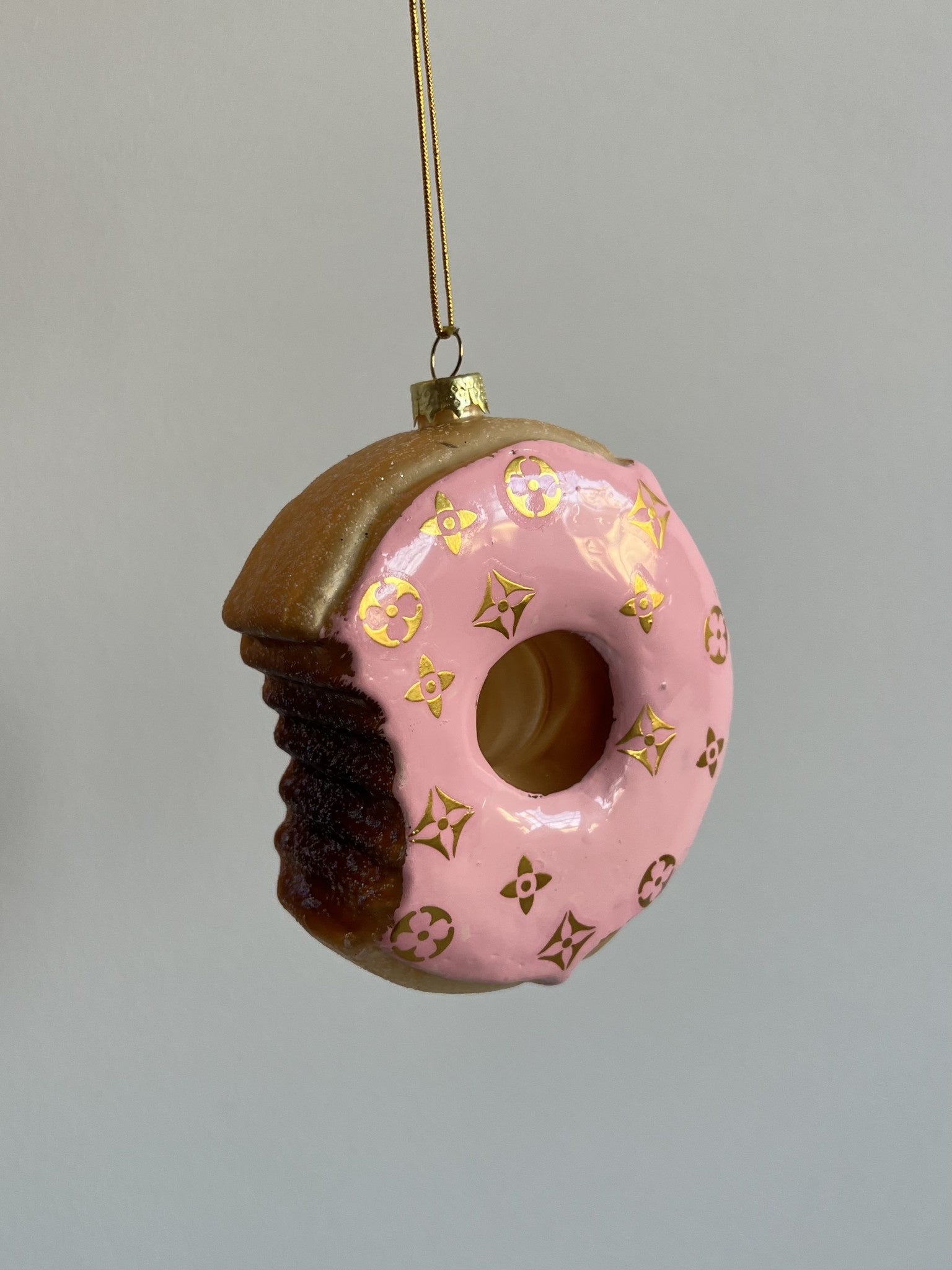 Donut LV pink bite