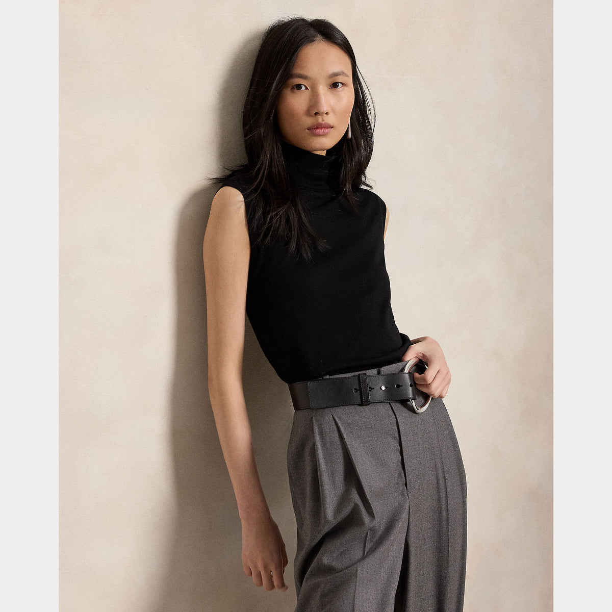 Knit black short sleeve